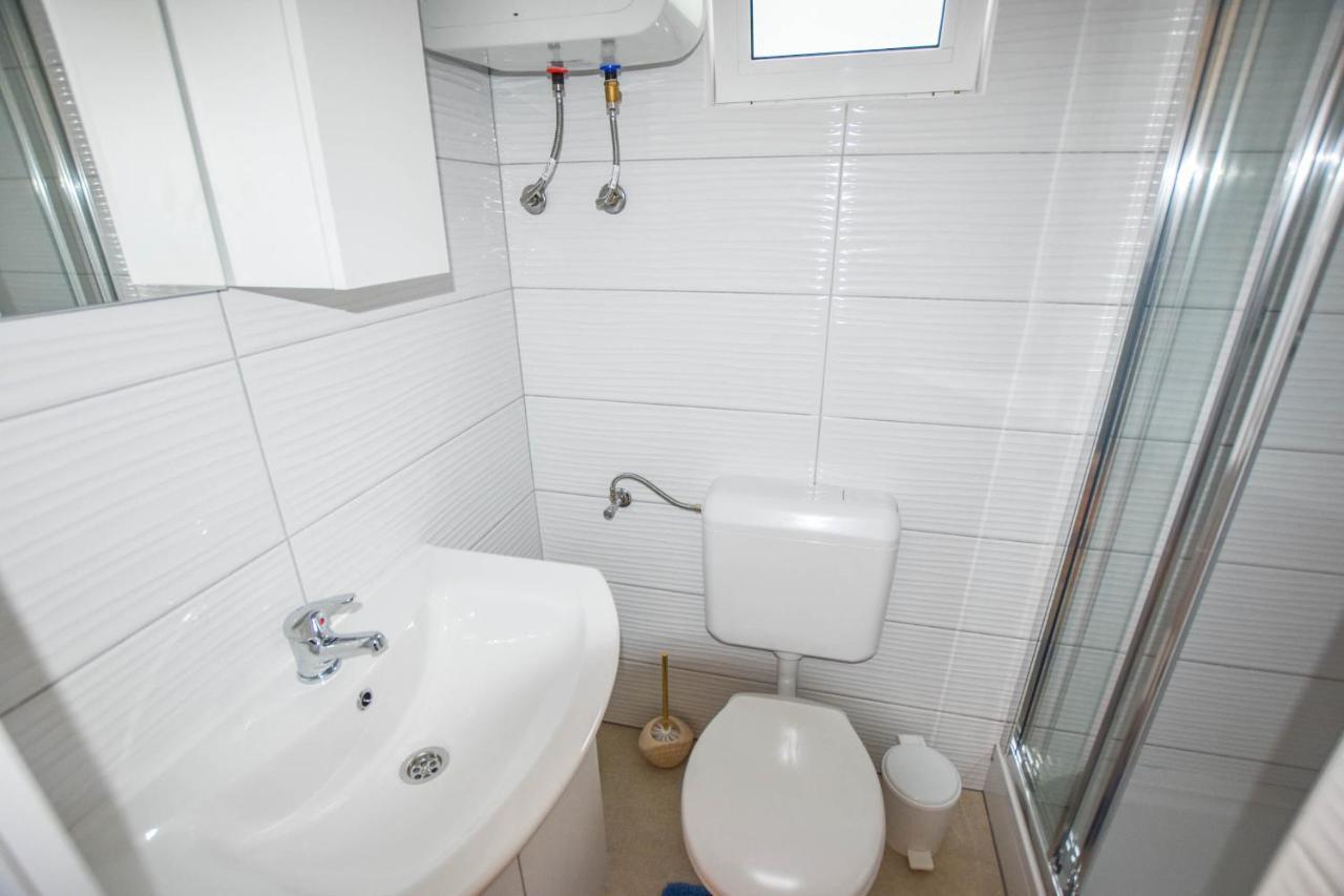 Mobile Home Dandelion Biograd Na Moru Exterior foto