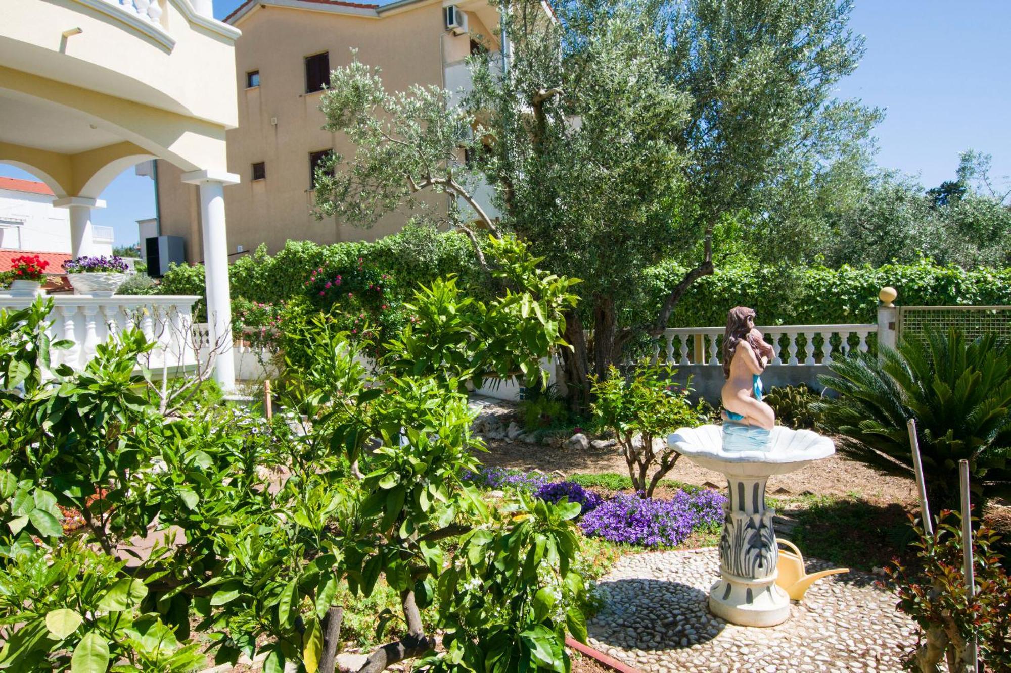 Mobile Home Dandelion Biograd Na Moru Exterior foto